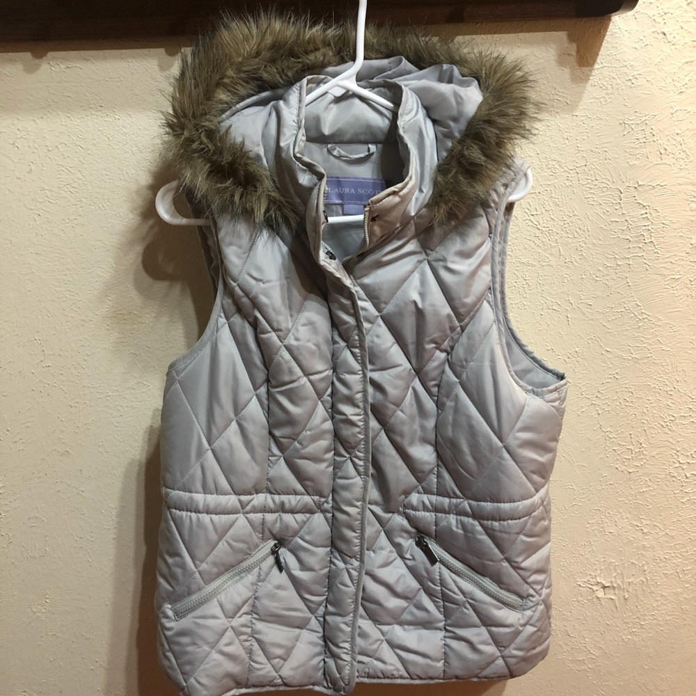 Laura Scott fur trim hooded quilted vest size 1X